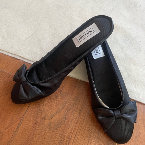 Natori Shoes - Vintage Natori satin slide mules with animal print and bow accents
